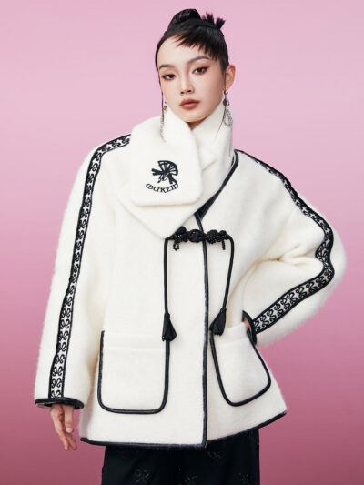 MUKZIN Water Waved Woolen White Coat