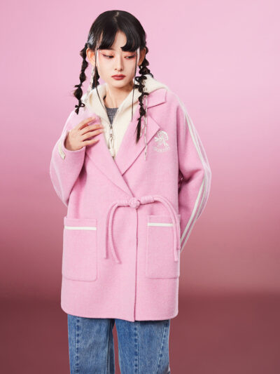 MUKZIN Sporty Frog Button Sleek Pink Coat