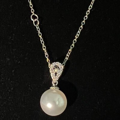 MUKTANK Single Bead Pendant Necklace