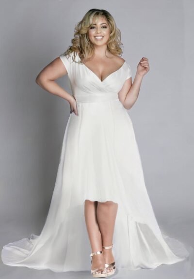 Janine Wedding Gown In White (Made To Order)
