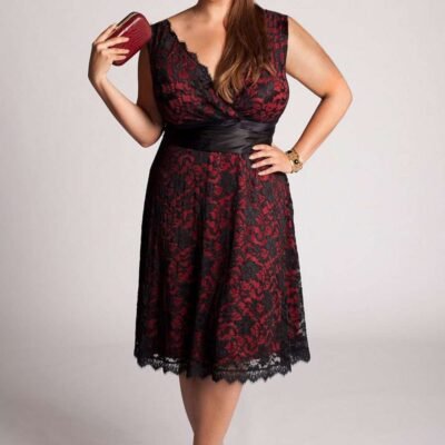 Leigh Plus Size Red Lace (Made To Order)