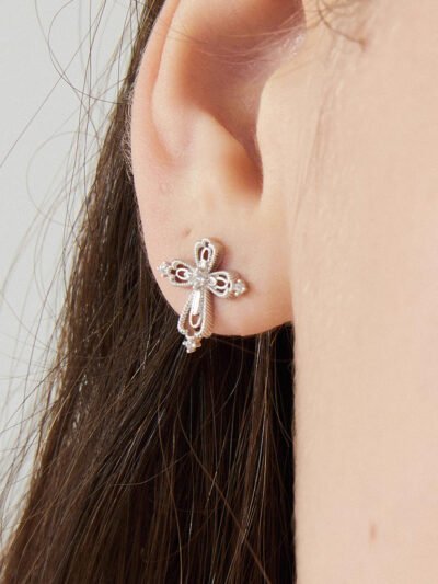 MUKTANKSUN HUNTER Lace cross stud earrings