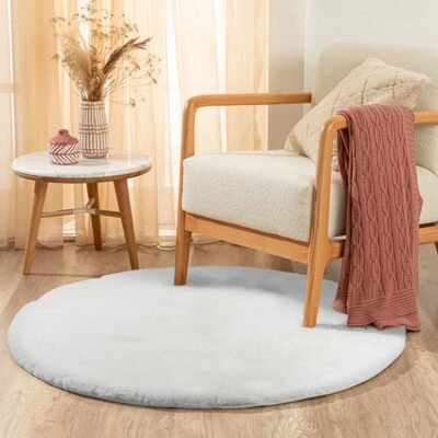 White Plush Round Rug